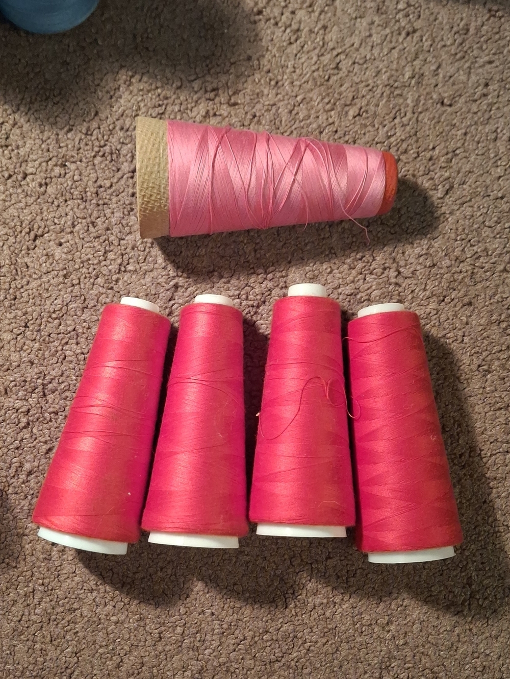 Assorted Thread - Picture 5 of 10